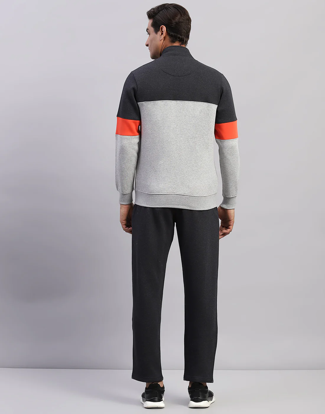 Men Grey Printed Mock Neck Full Sleeve Winter Tracksuit - Image 5