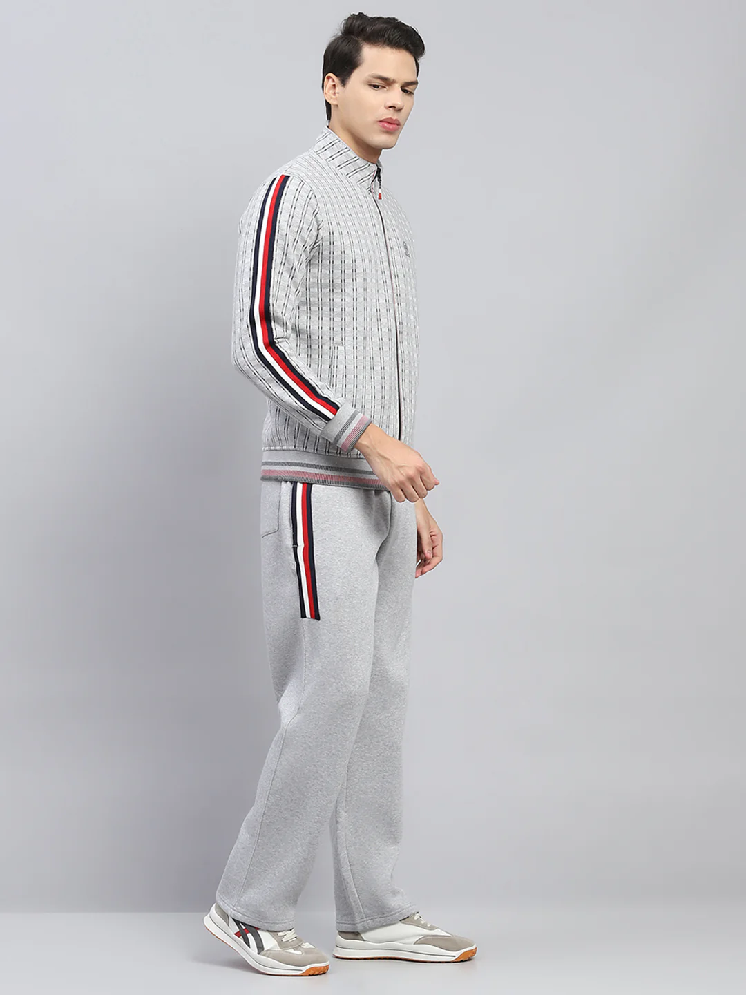 Men Grey Printed Mock Neck Full Sleeve Winter Tracksuit - Image 4