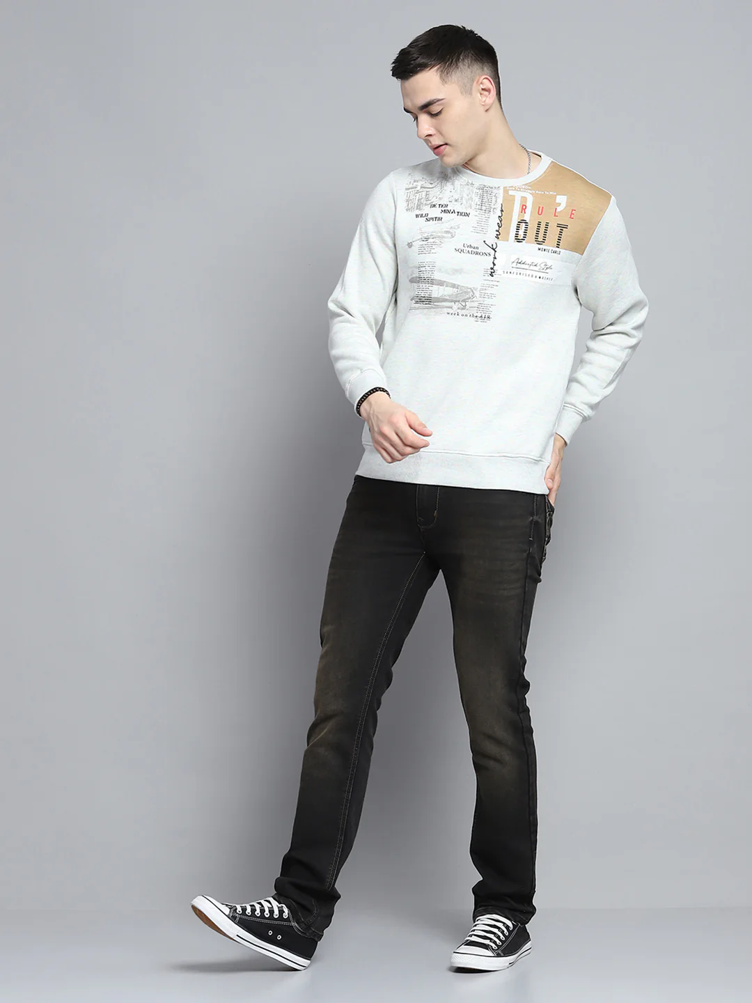 Men Grey Printed Round Neck Full Sleeve Sweatshirt - Image 2