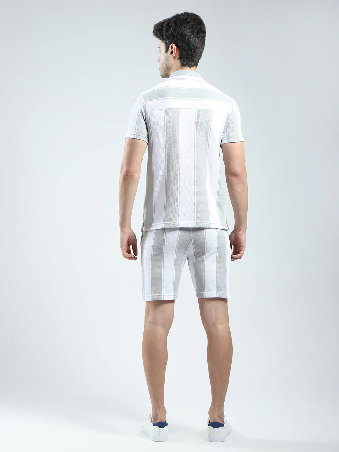 Men Grey Self Design Collar Half Sleeve Bermuda Set - Image 5
