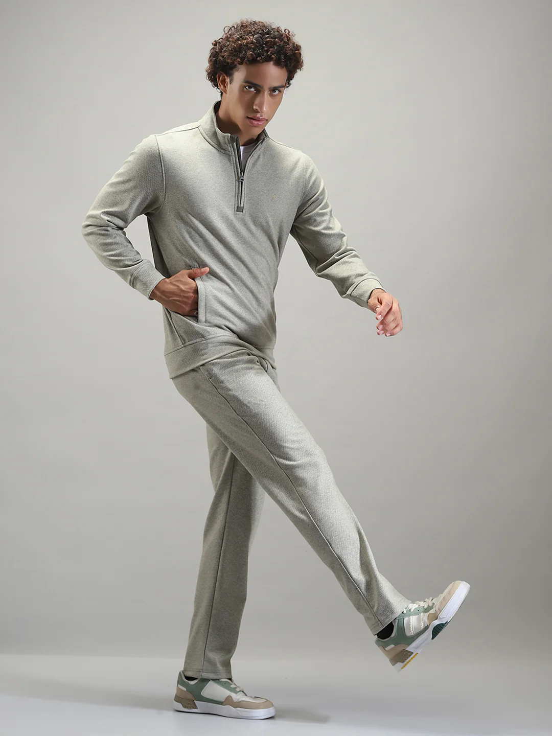 Men Grey Self Design Mock Neck Full Sleeve Winter Tracksuit - Image 4