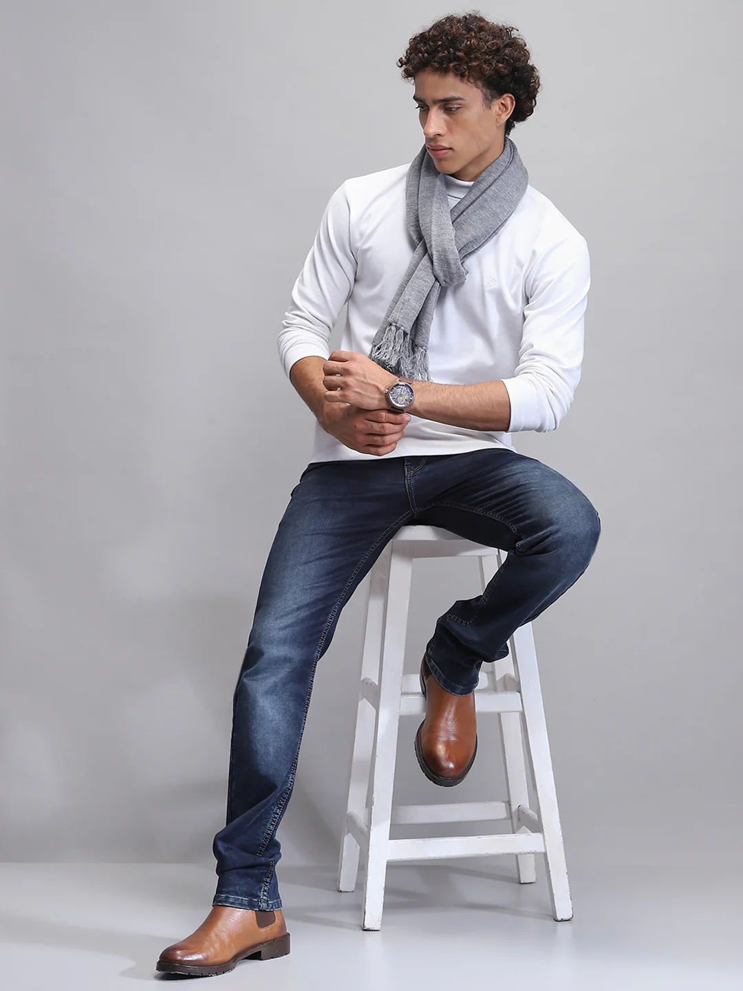 Men Grey Self Design Muffler - Image 2