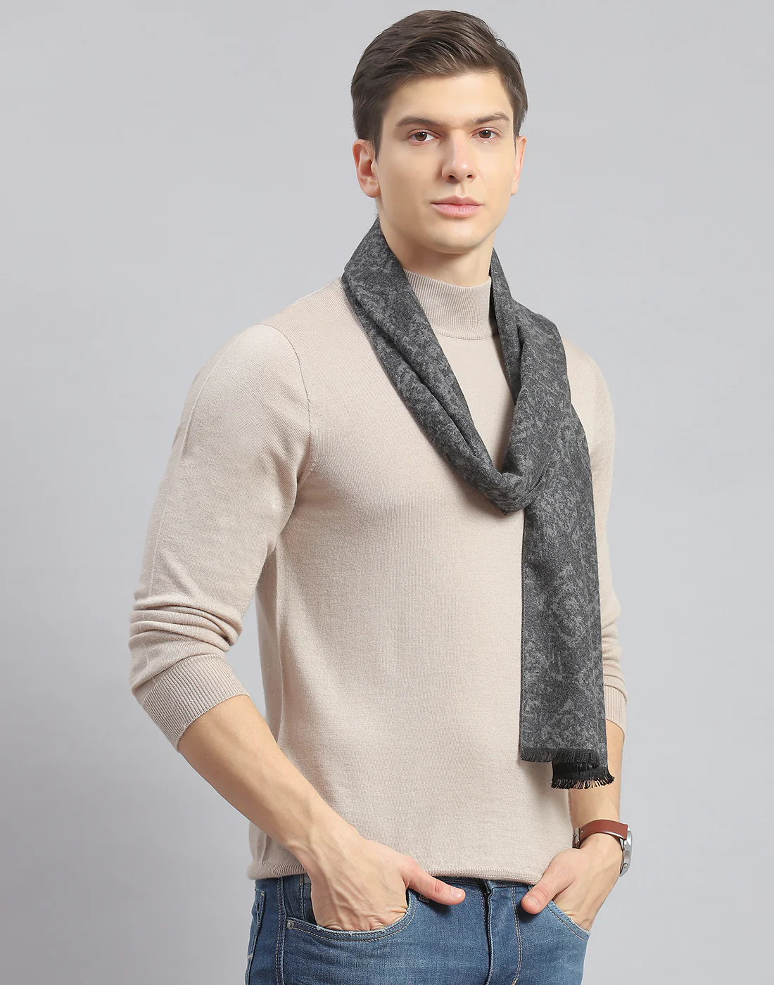 Men Grey Self Design Muffler - Image 4