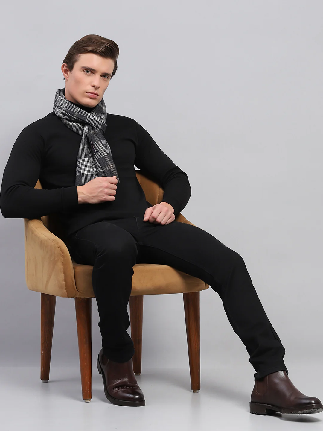 Men Grey Self Design Muffler - Image 2