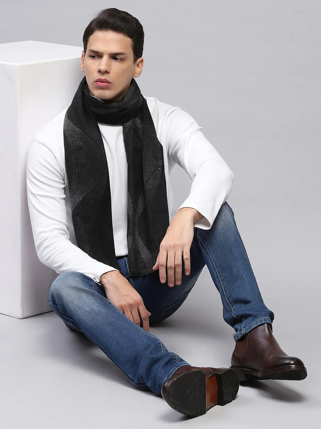 Men Grey Self Design Muffler - Image 2