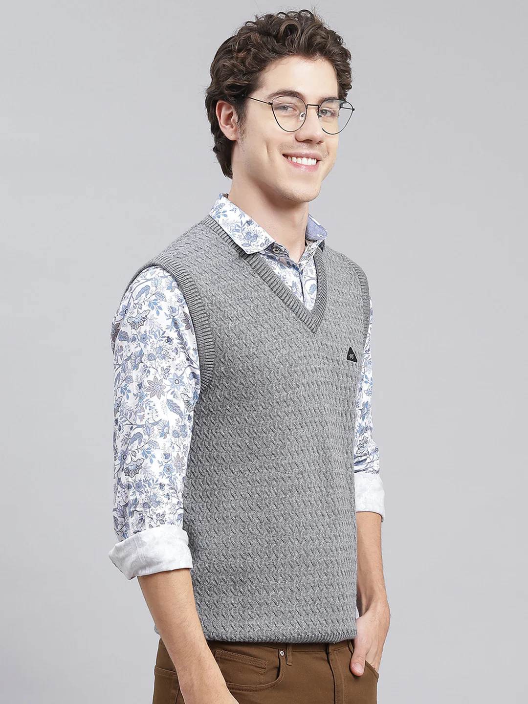 Men Grey Self Design Pure wool Sweater - Image 2