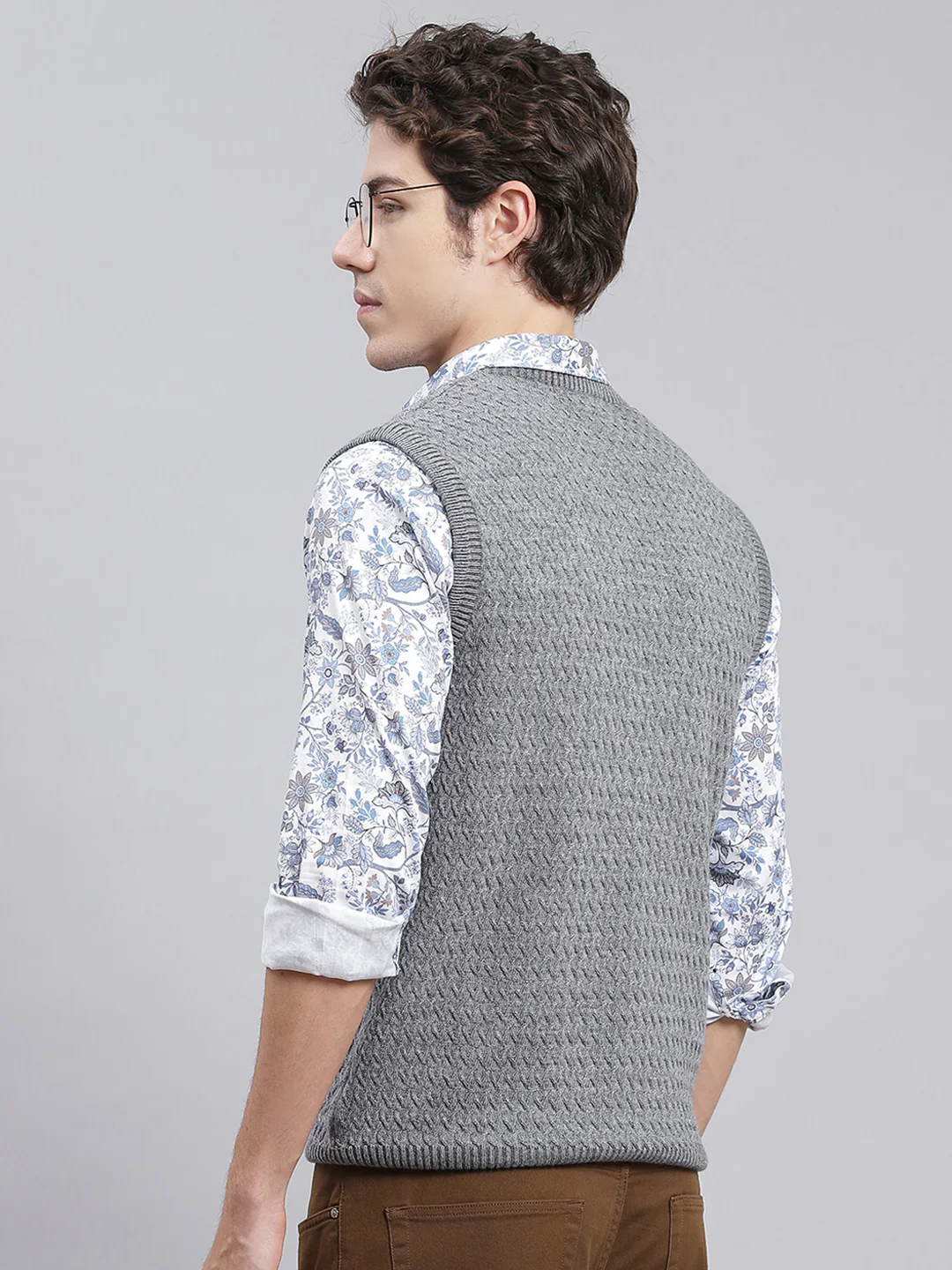 Men Grey Self Design Pure wool Sweater - Image 4
