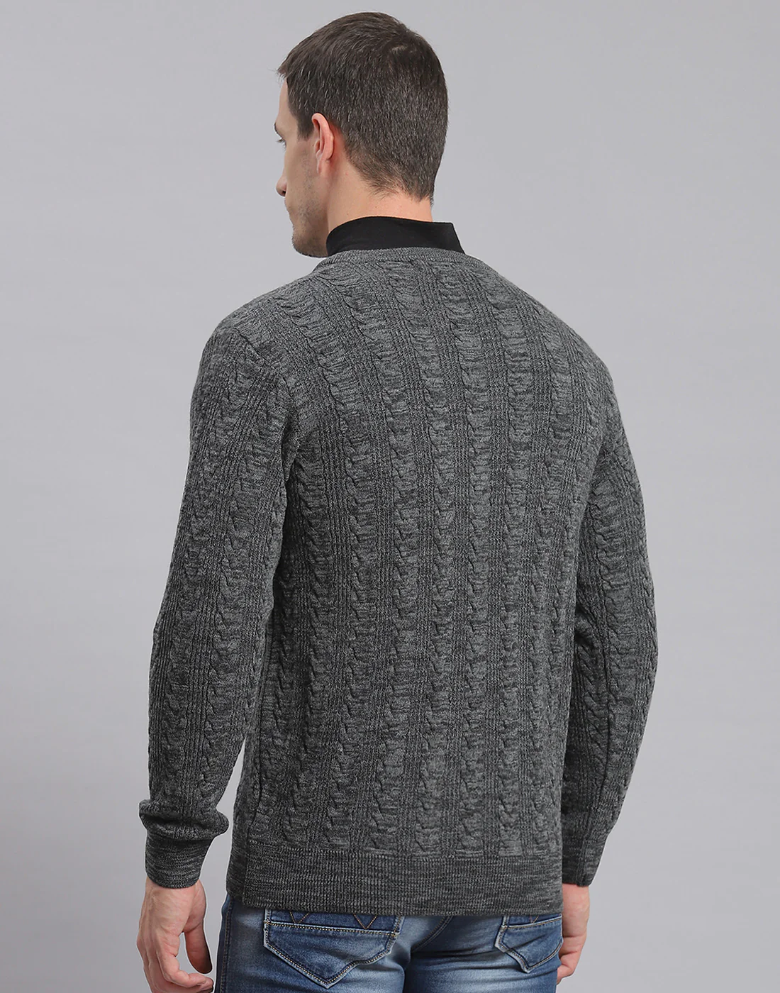 Men Grey Self Design V Neck Full Sleeve Sweater - Image 6