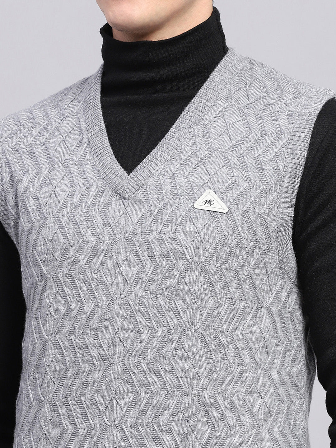 Men Grey Self Design V Neck Sleeveless Sweater - Image 6