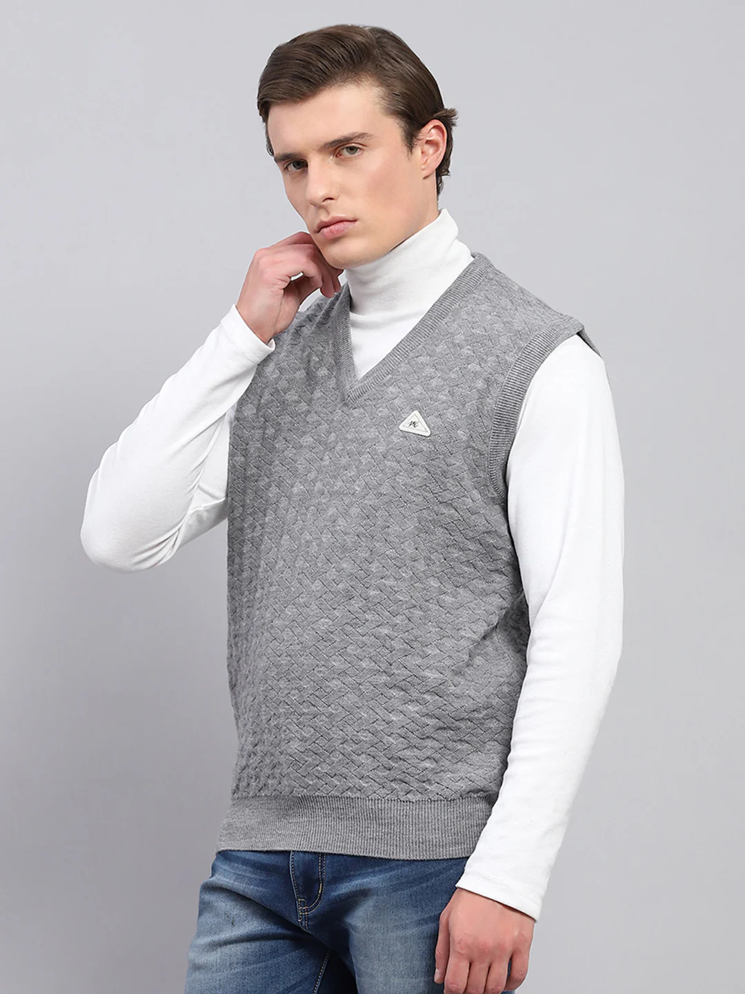 Men Grey Self Design V Neck Sleeveless Sweater - Image 3