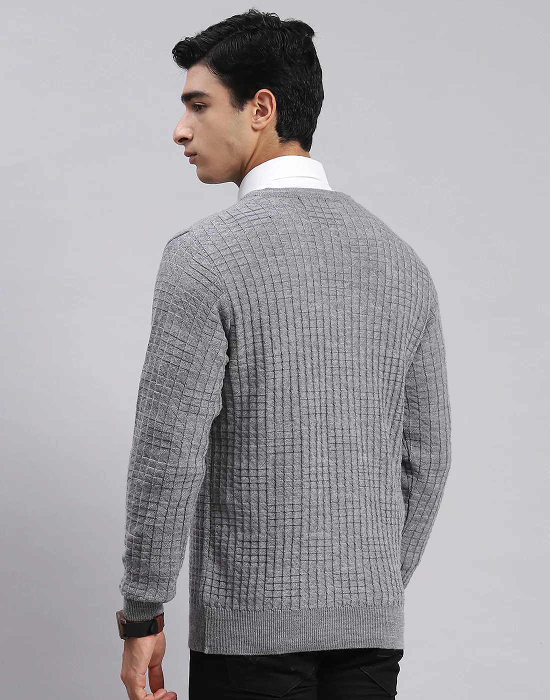 Men Grey Self Design V Neck Full Sleeve Sweaters/Pullovers - Image 6