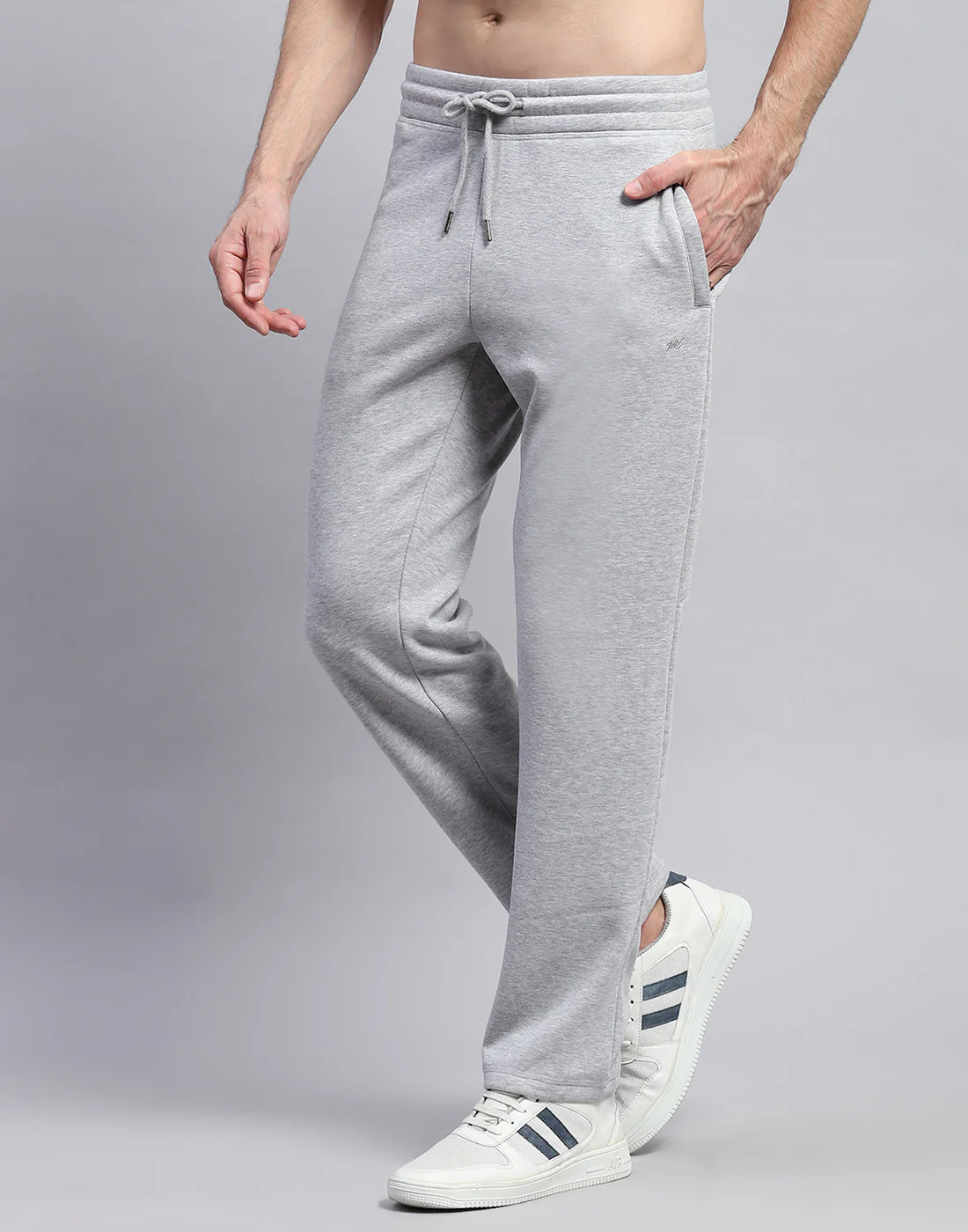 Men Grey Solid Band Collar Full Sleeve Winter Tracksuit - Image 8