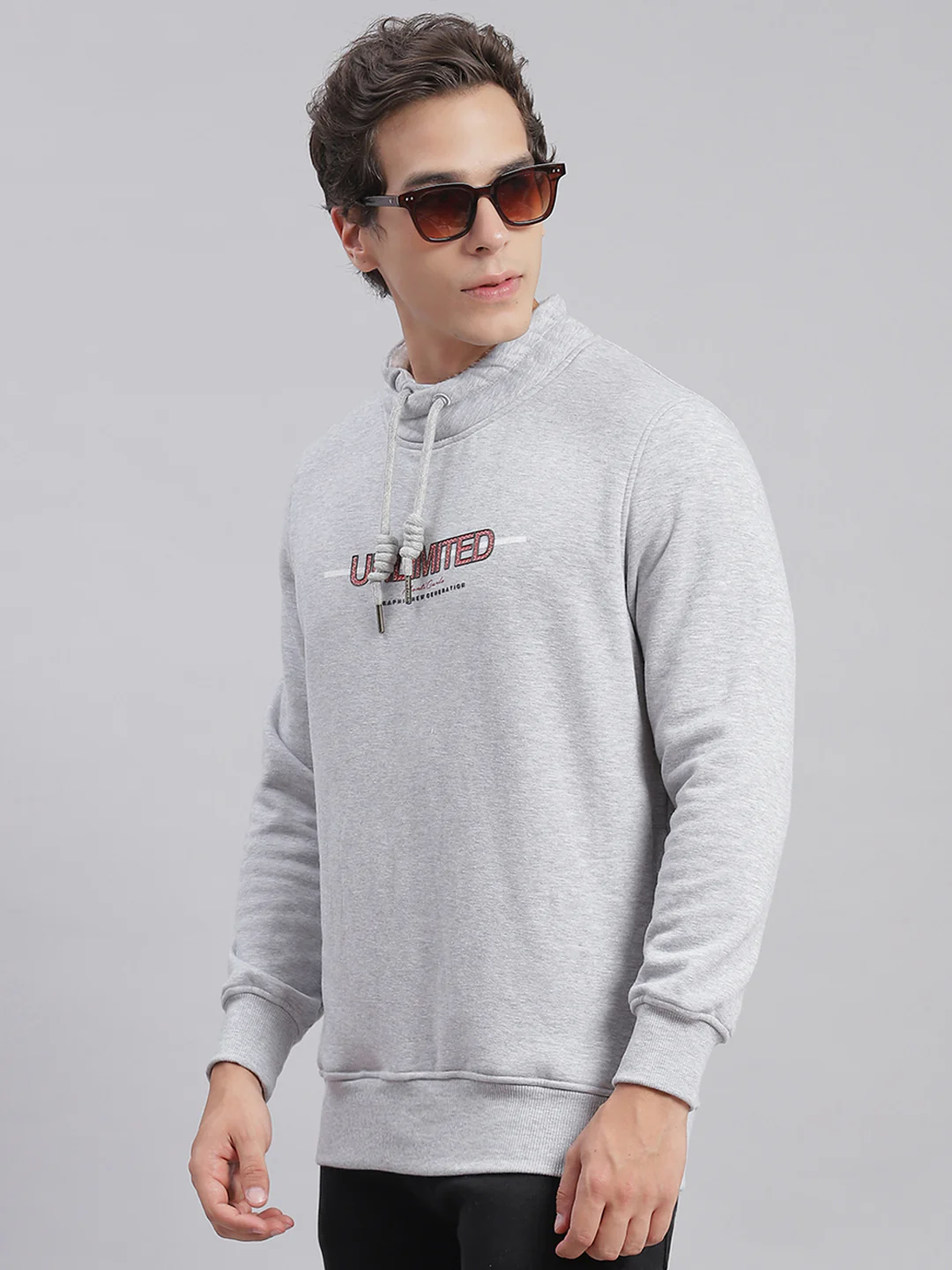 Men Grey Solid F Neck Full Sleeve Sweatshirts - Image 5