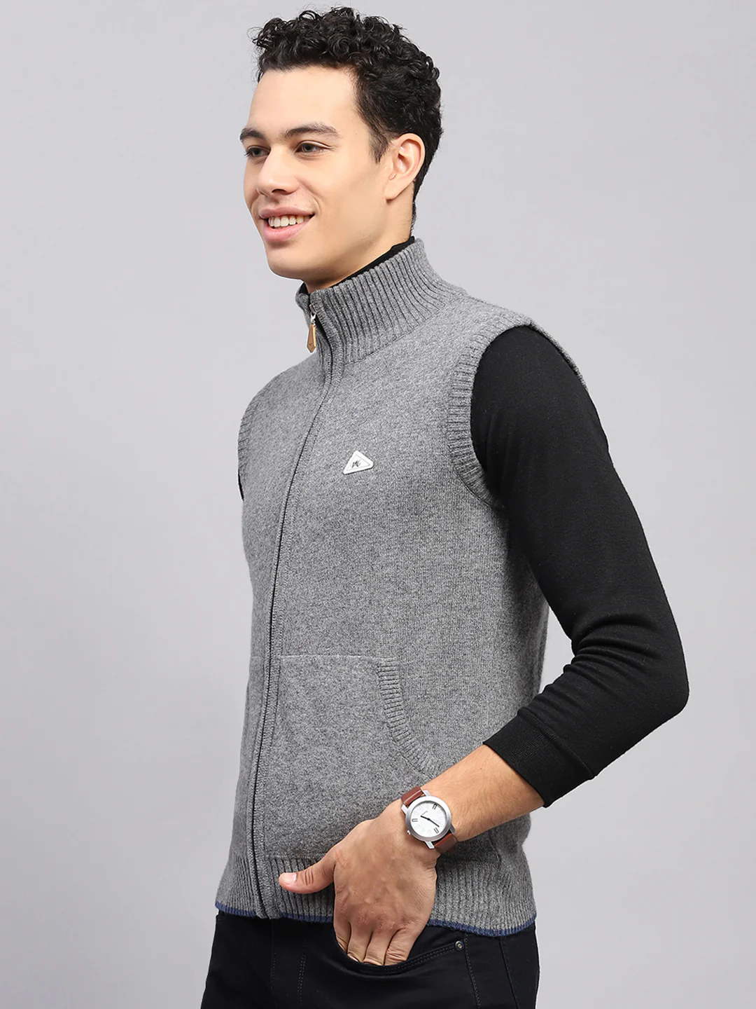 Men Grey Solid High Neck Sleeveless Sweater - Image 3