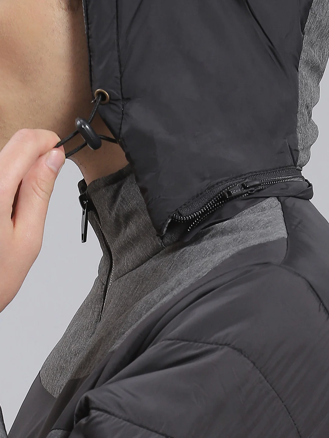 Men Grey Solid Hooded Full Sleeve Jacket - Image 7