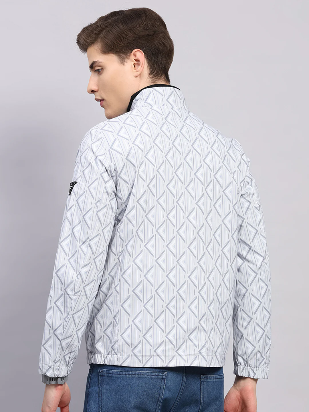 Men Grey Solid Hooded Full Sleeve Jacket - Image 5