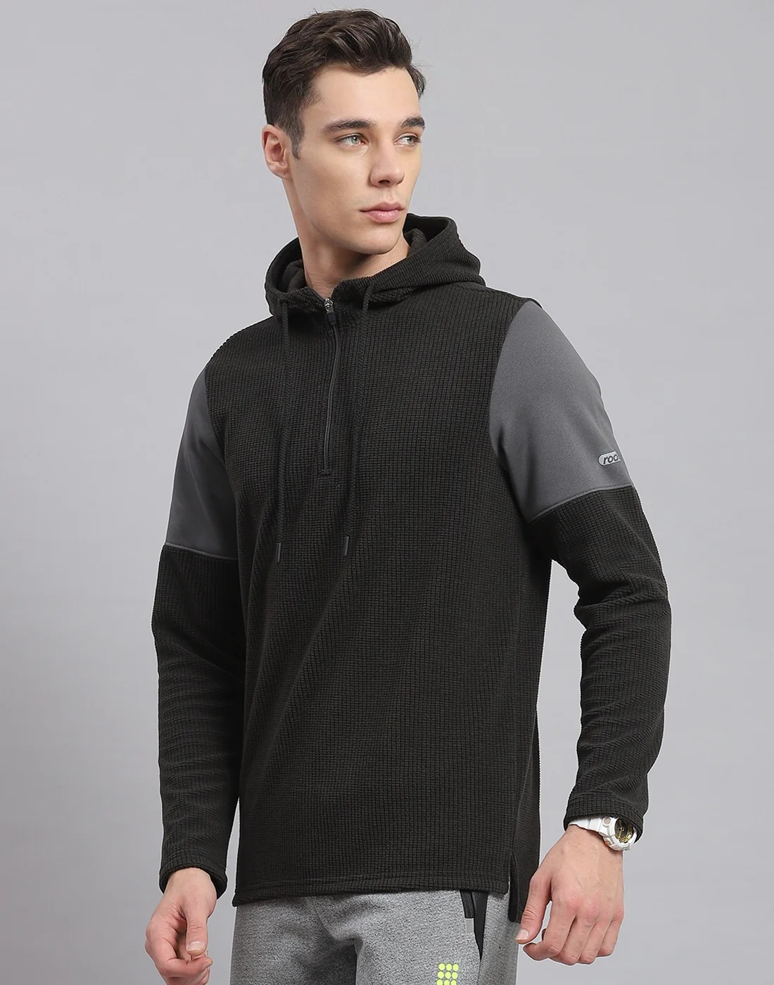 Rock.it Men Grey Solid Hooded Full Sleeve Sweatshirt - Image 3