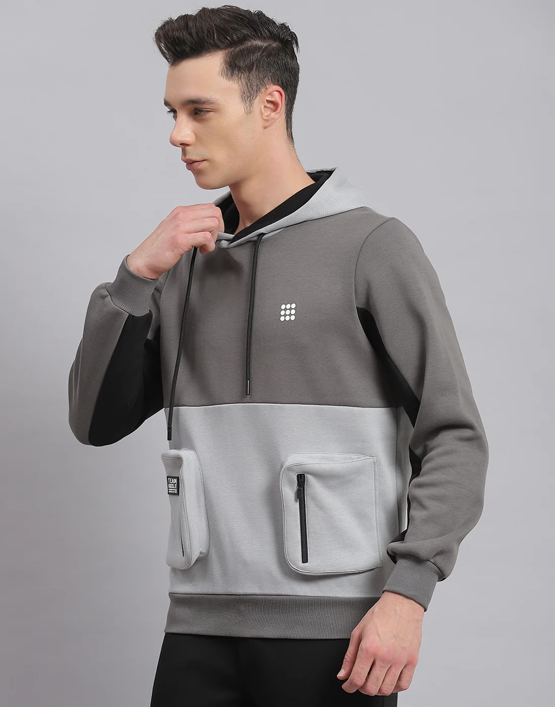 Rock.it Men Grey Solid Hooded Full Sleeve Sweatshirt - Image 3