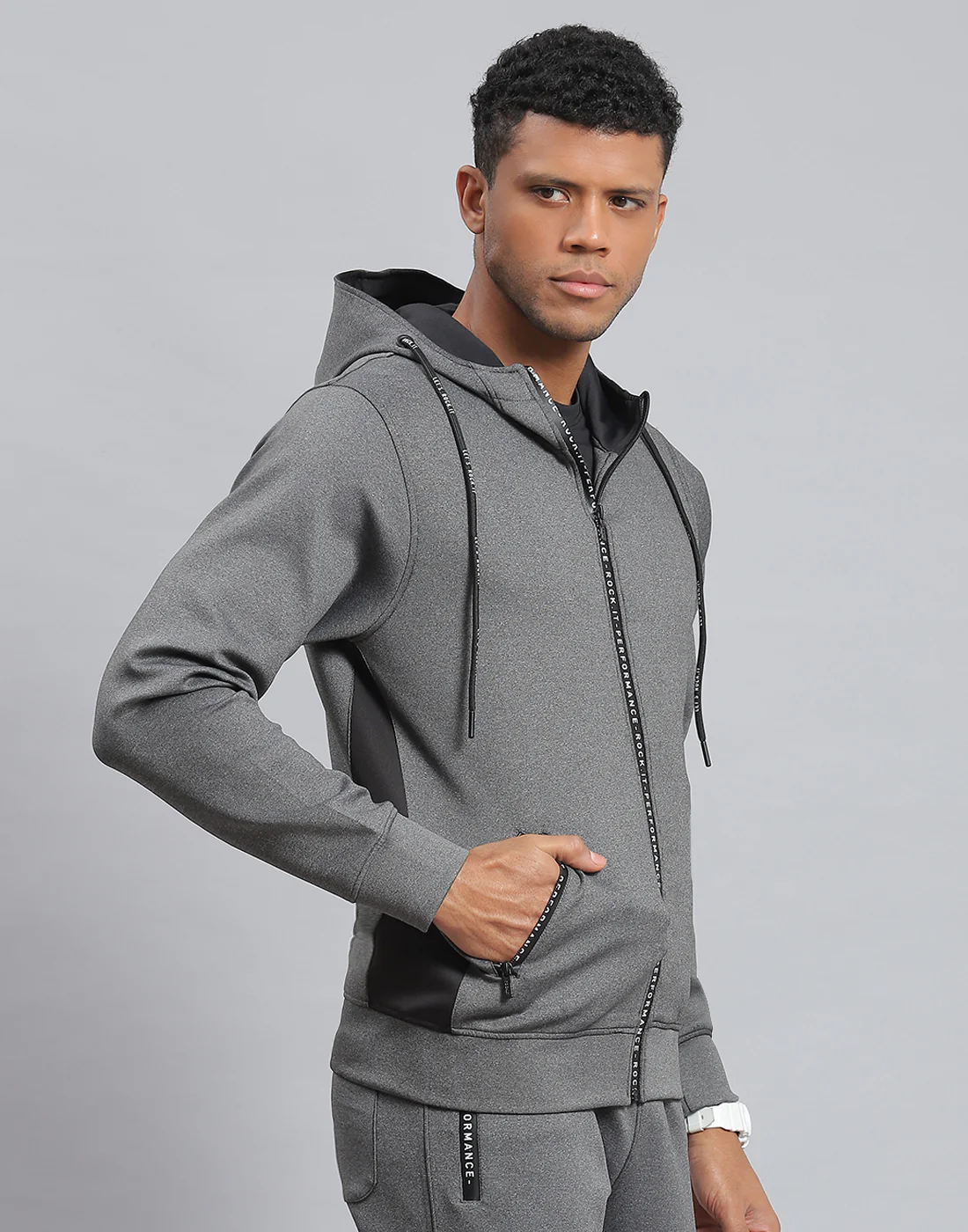 Rock.it Men Grey Solid Hooded Full Sleeve Sweatshirt - Image 4