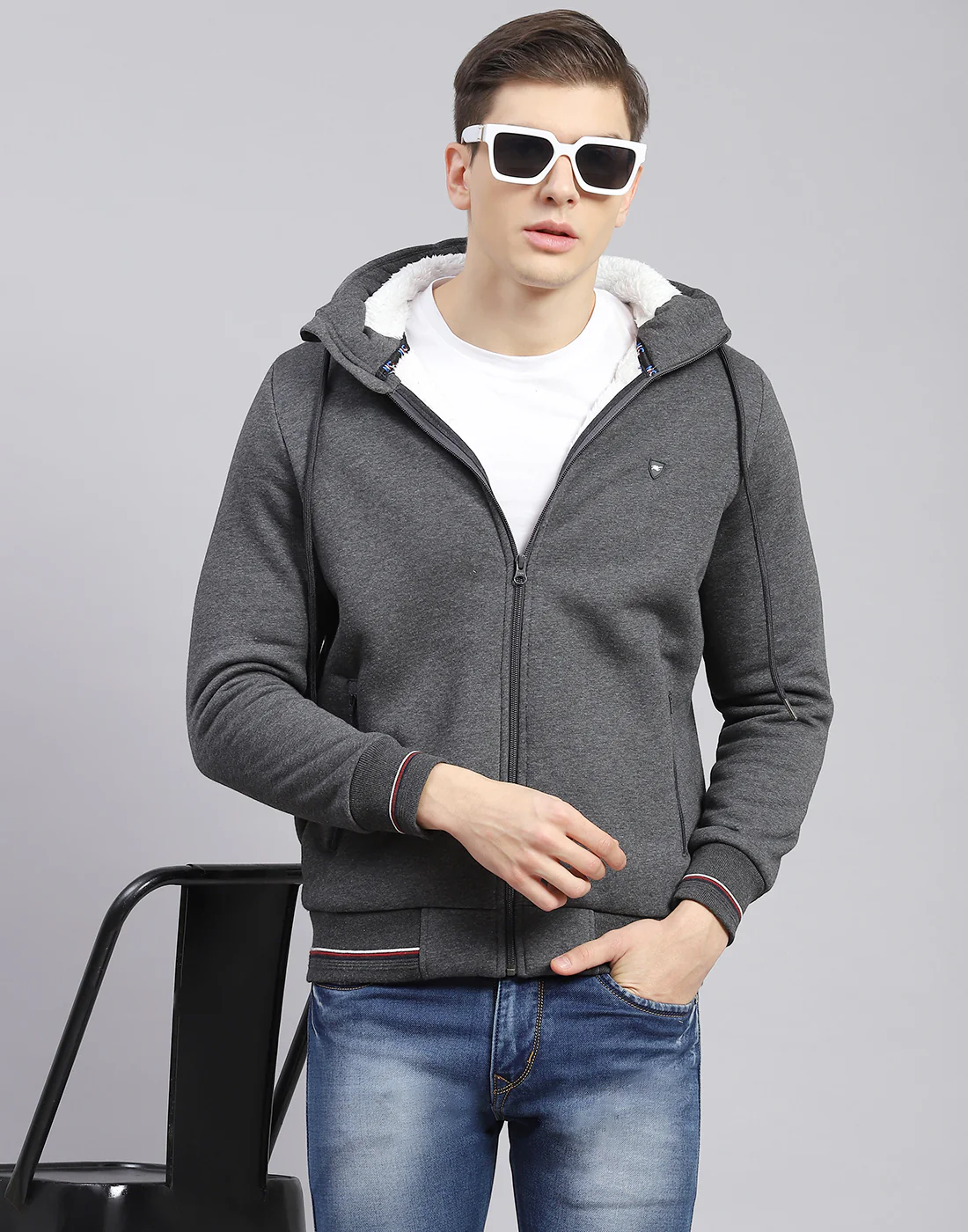 Men Grey Solid Hooded Full Sleeve Sweatshirt - Image 2