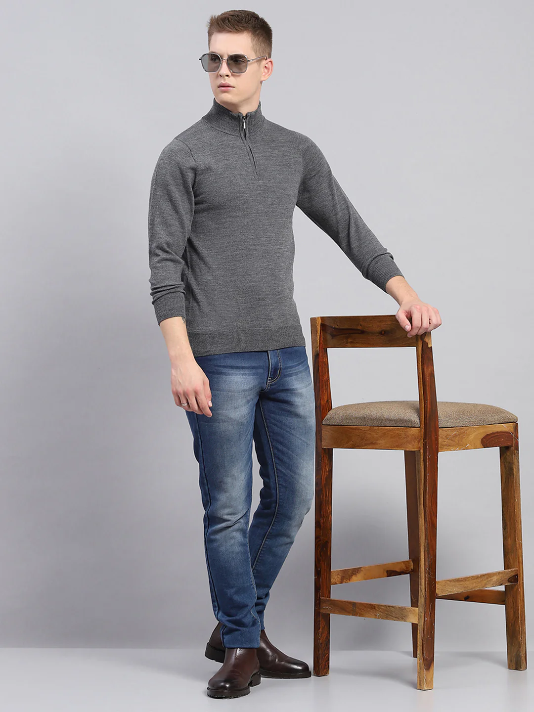 Men Grey Solid Mock Neck Full Sleeve Pullover - Image 2