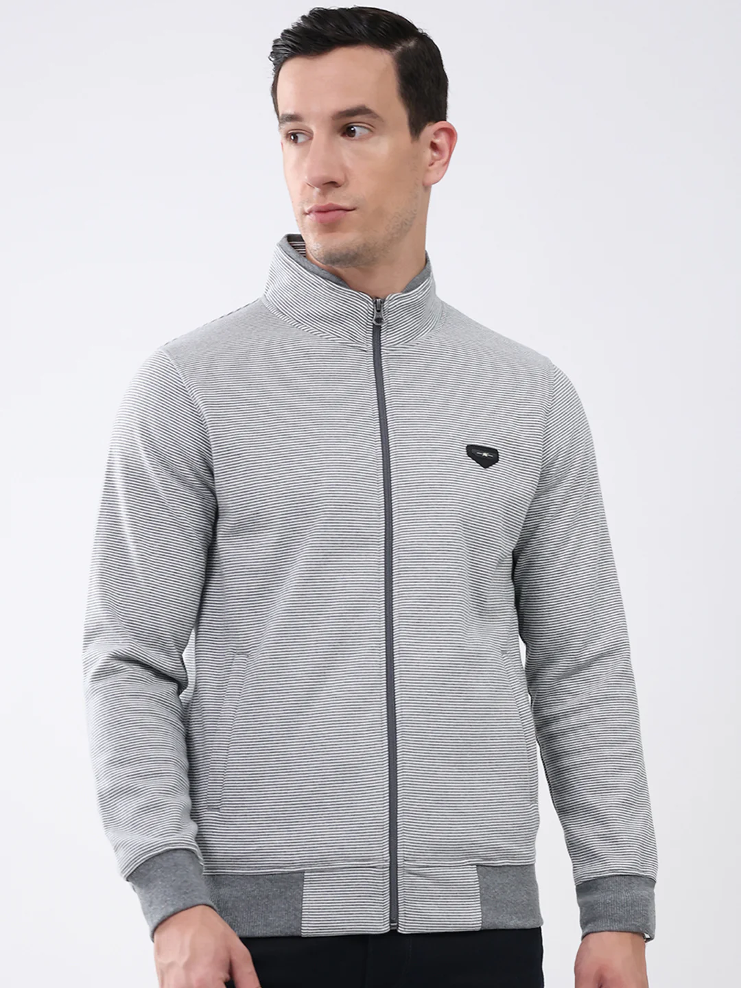 Men Grey Solid Mock Neck Full Sleeve Sweatshirt
