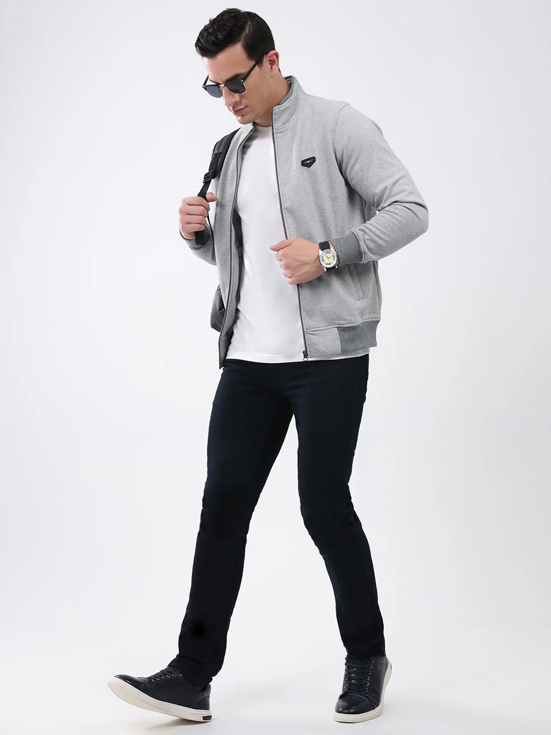 Men Grey Solid Mock Neck Full Sleeve Sweatshirt - Image 2