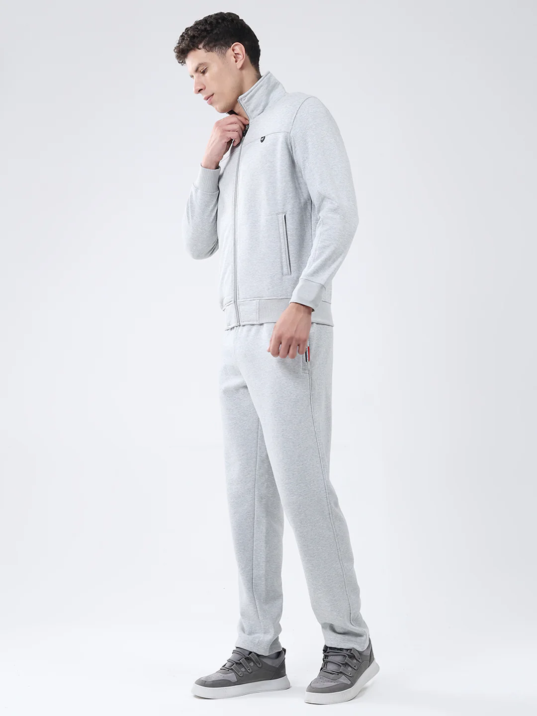 Men Grey Solid Mock Neck Full Sleeve Winter Tracksuit - Image 3