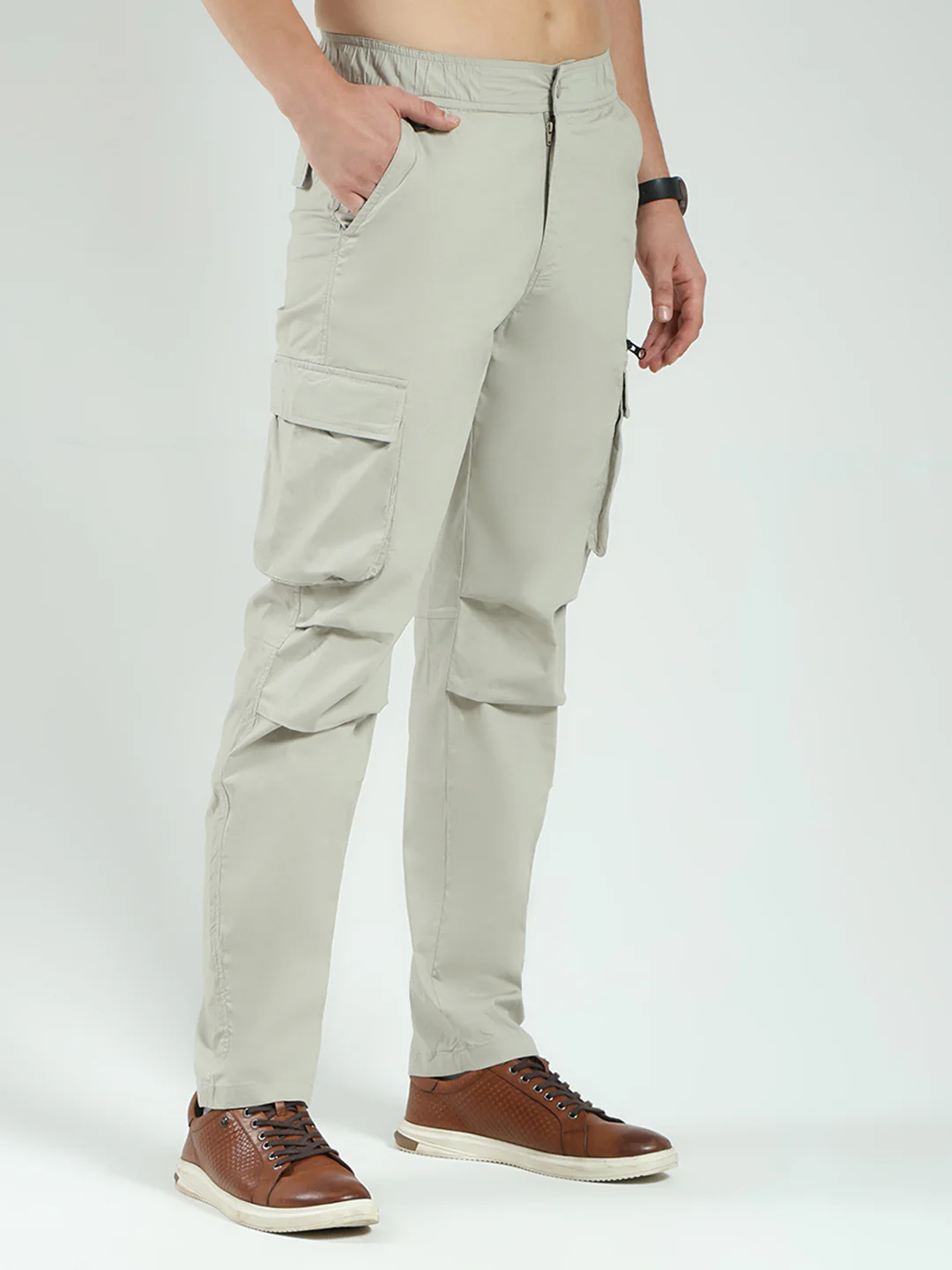 Men Grey Solid Regular Fit Cargo - Image 4