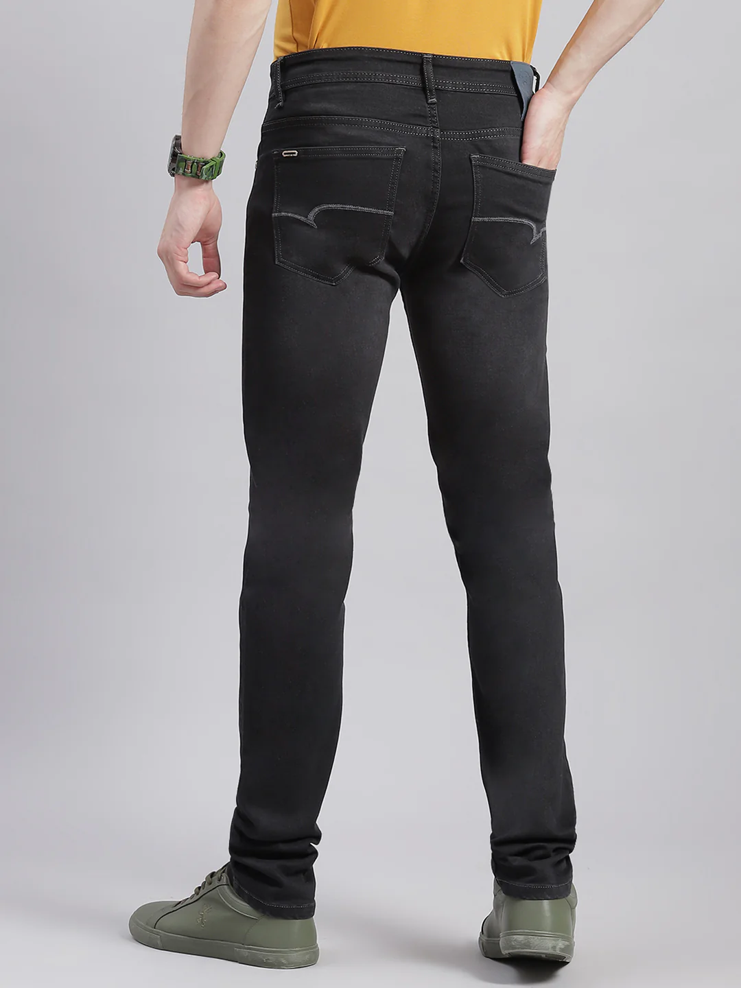 Men Grey Solid Regular Fit Denims - Image 5