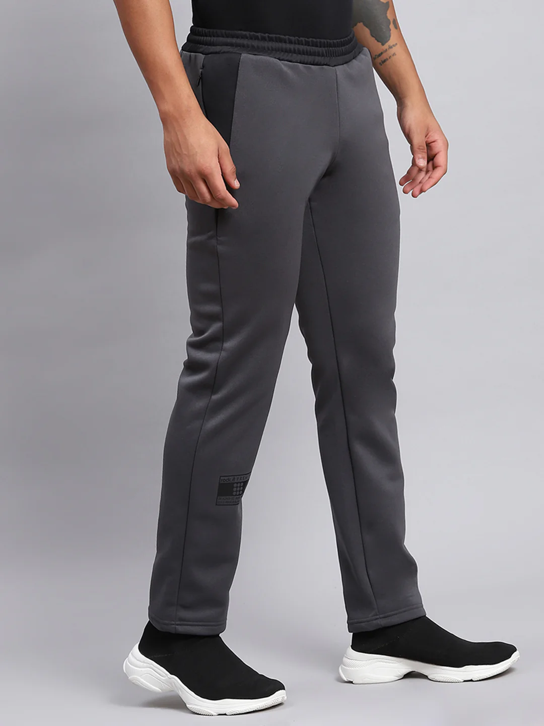 Rock.it Men Grey Solid Regular Fit Winter Lowers - Image 4