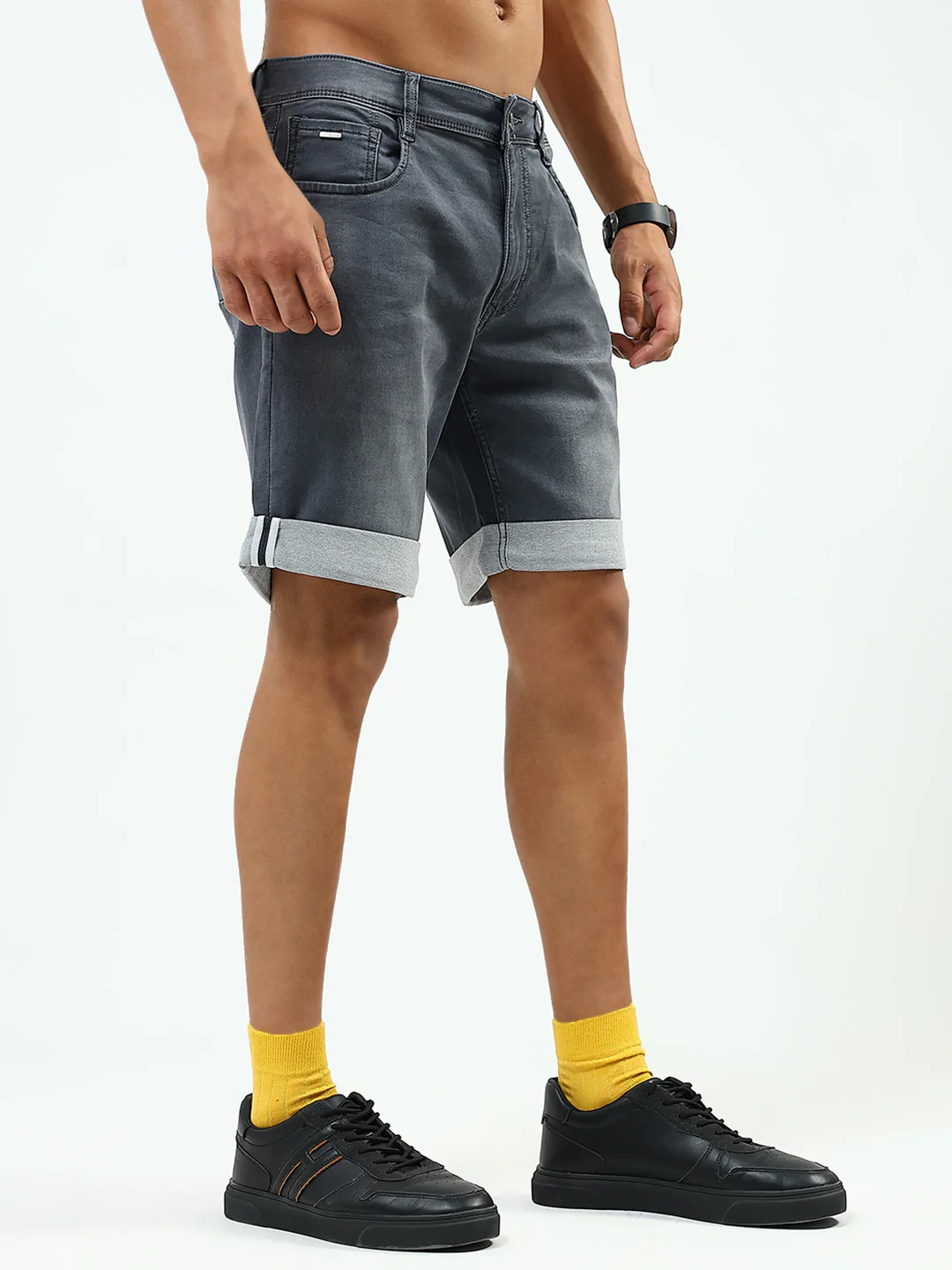 Men Grey Solid Regular Fit Shorts - Image 4