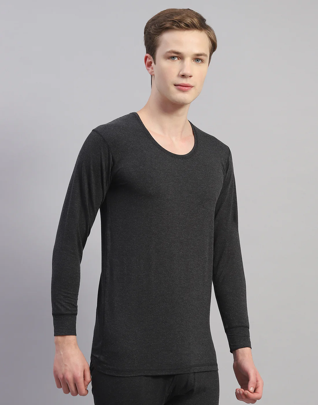 Men Grey Solid Round Neck Full Sleeve Thermal Vest - Image 4