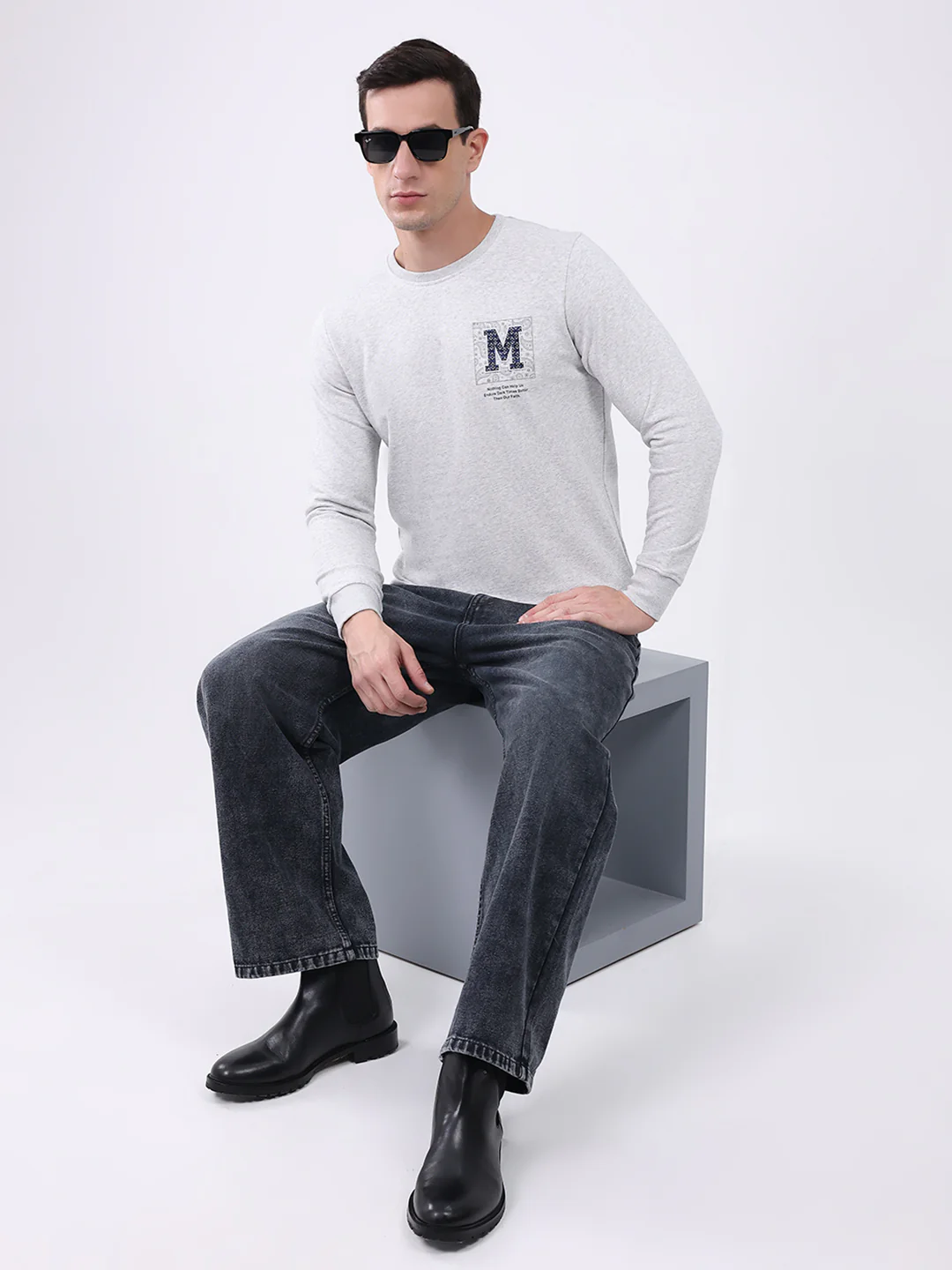 Men Grey Solid Round Neck Full Sleeve Winter T-Shirt - Image 2
