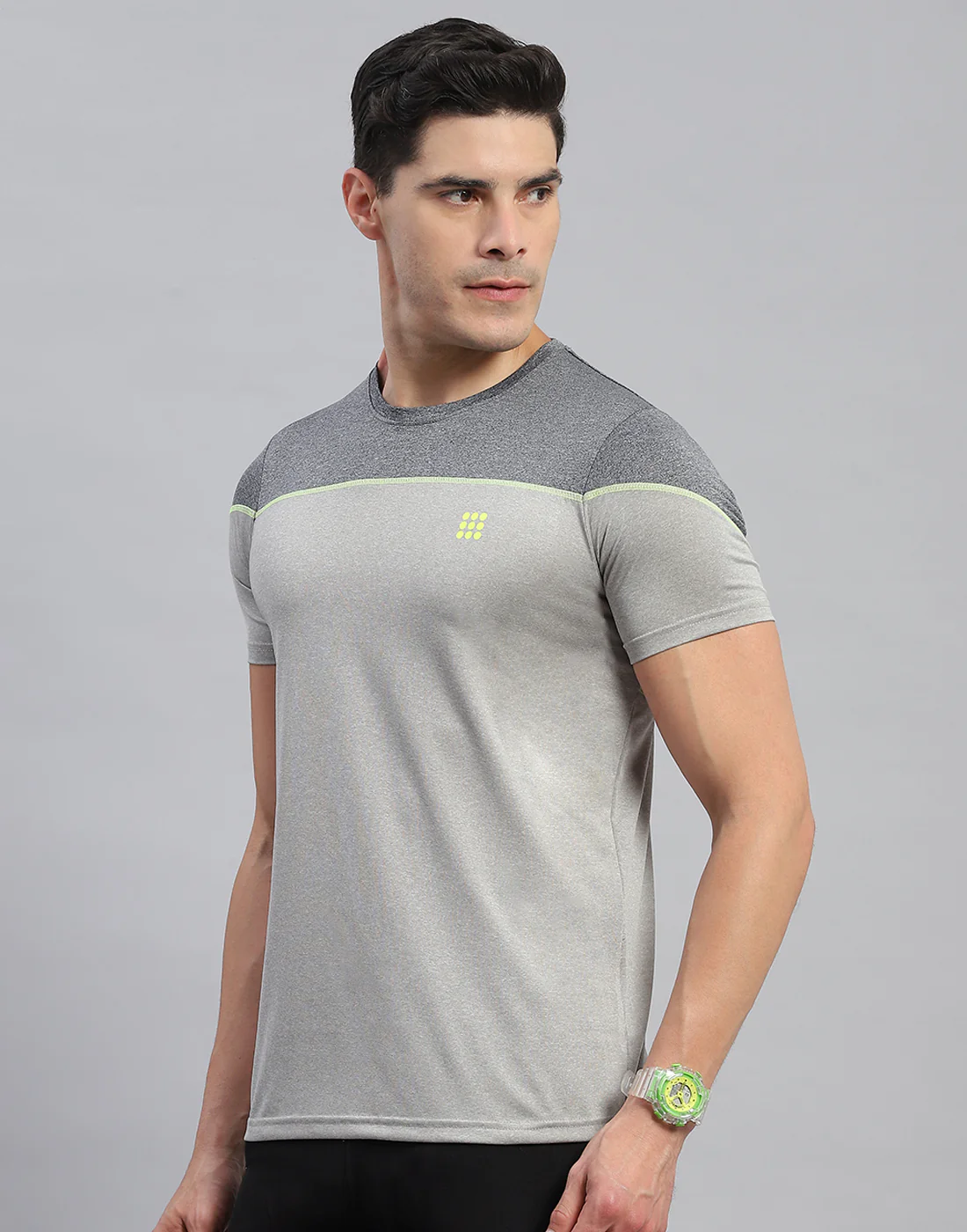 Rock.it Men Grey Solid Round Neck Half Sleeve T-Shirt - Image 3