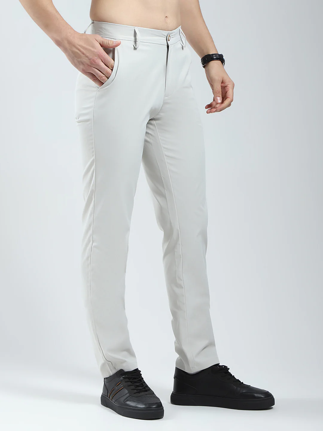 Men Grey Solid Slim Fit Trouser - Image 4