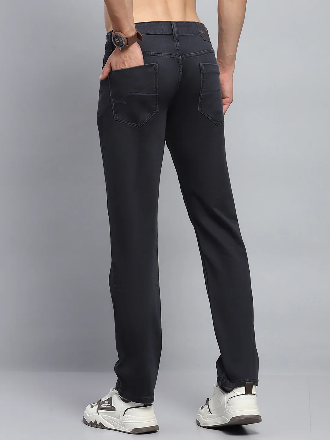 Men Grey Solid Straight Fit Denim - Image 5