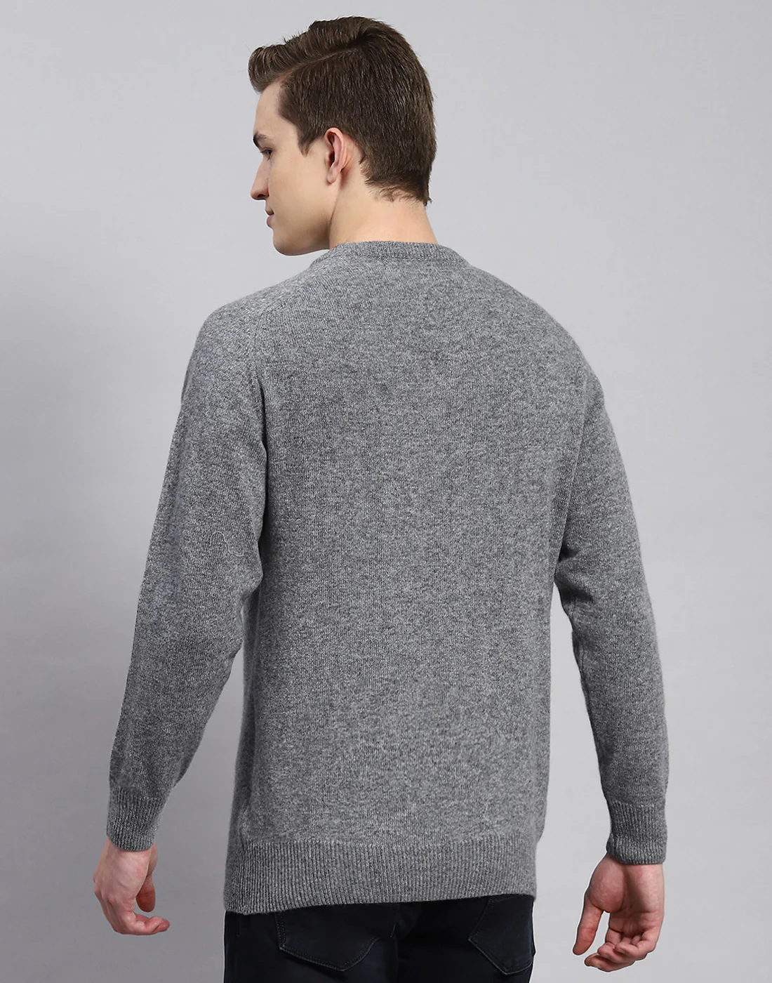 Men Grey Solid V Neck Full Sleeve Pullover - Image 5
