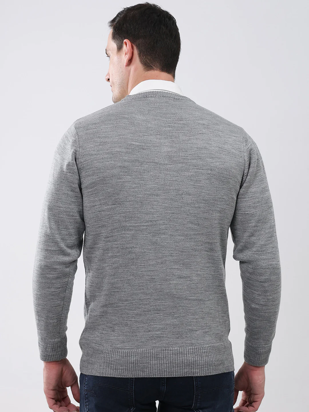 Men Grey Solid V Neck Full Sleeve Pullover - Image 5