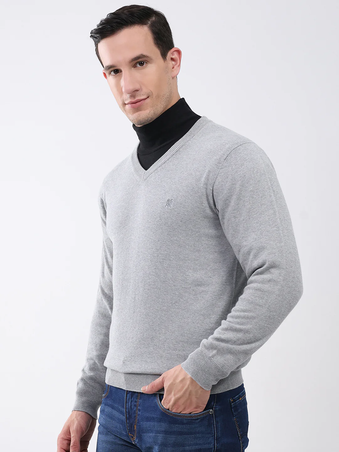 Men Grey Solid V Neck Full Sleeve Pullover - Image 3