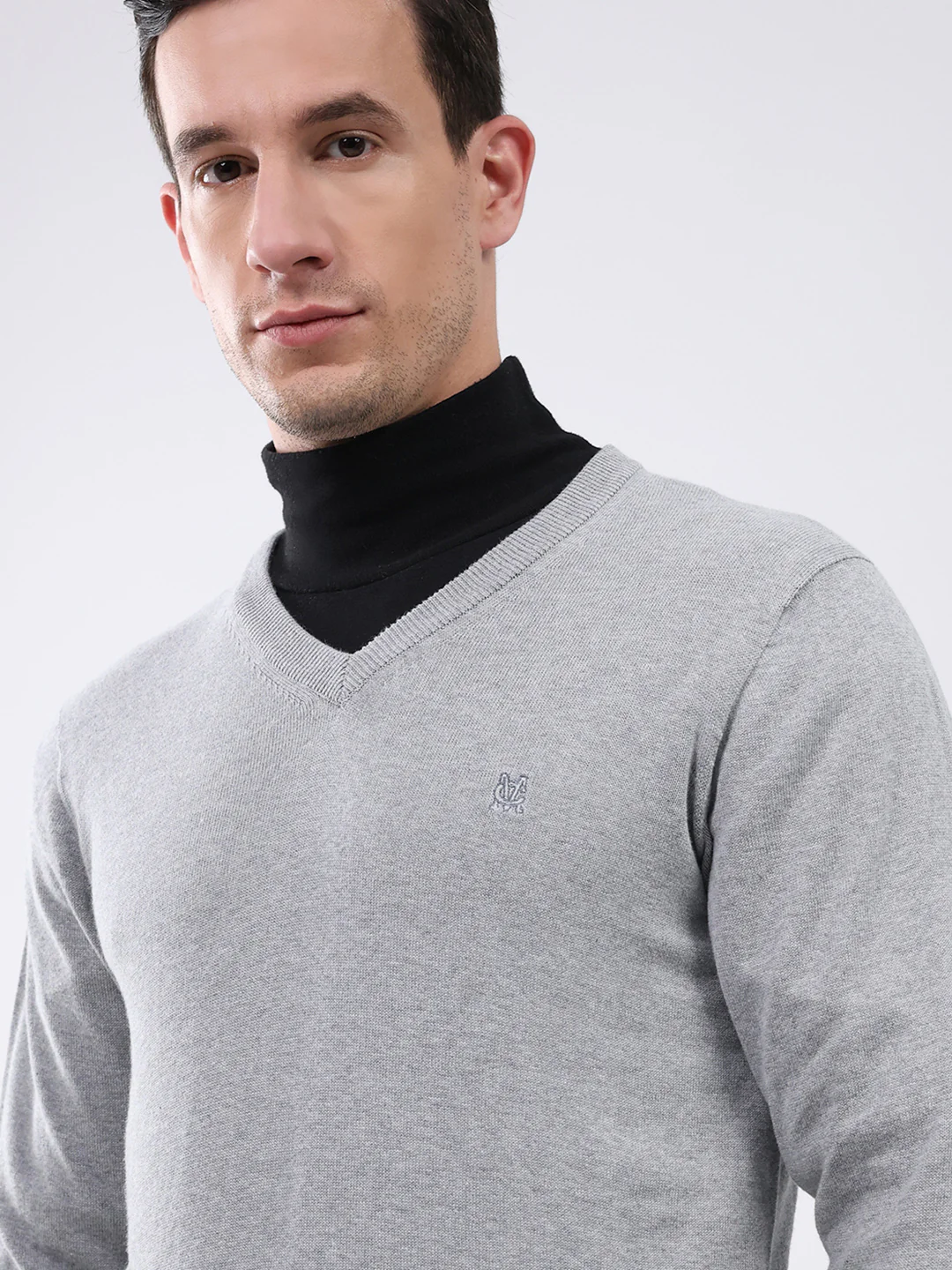 Men Grey Solid V Neck Full Sleeve Pullover - Image 6