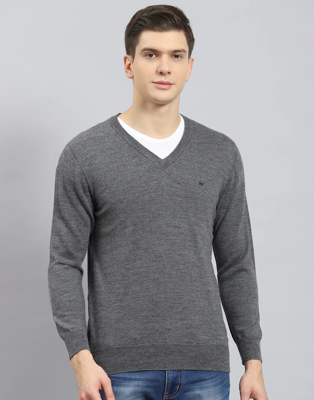 Men Grey Solid V Neck Full Sleeve Sweater - Image 3