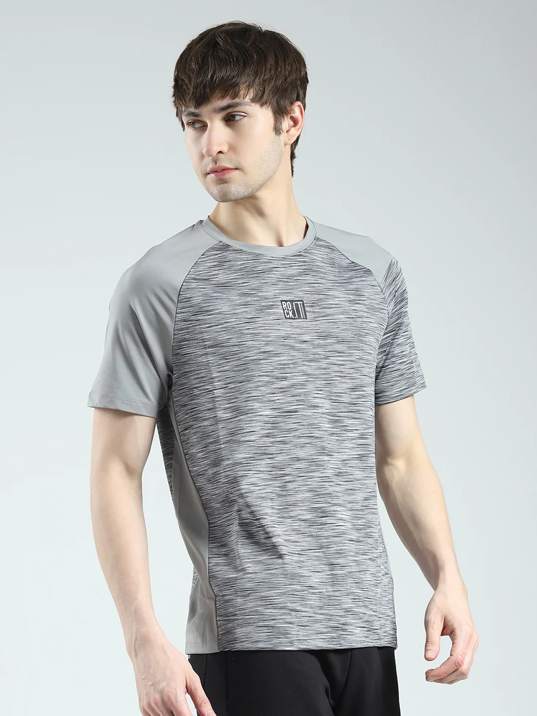 Rock.it Men Grey Solid Round Neck Half Sleeve T-Shirt - Image 4
