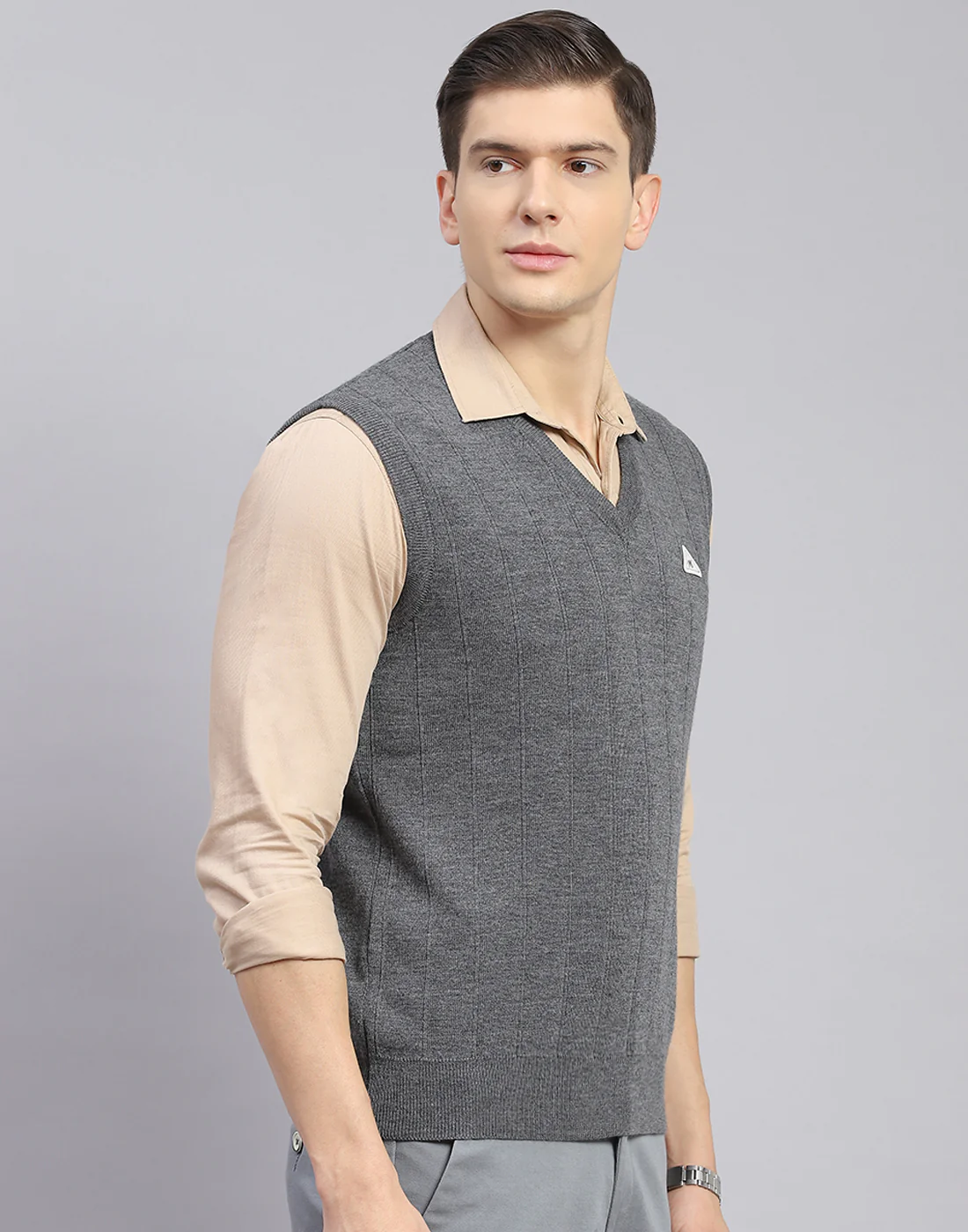 Men Grey Solid V Neck Sleeveless Sweater - Image 6