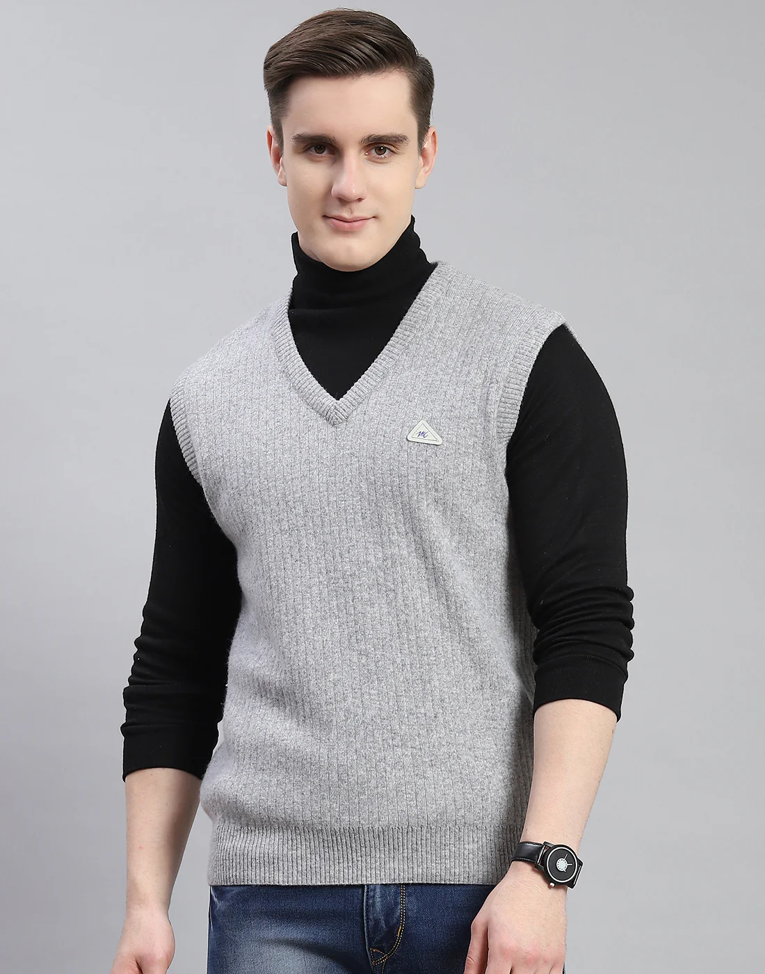 Men Grey Solid V Neck Sleeveless Sweater - Image 2