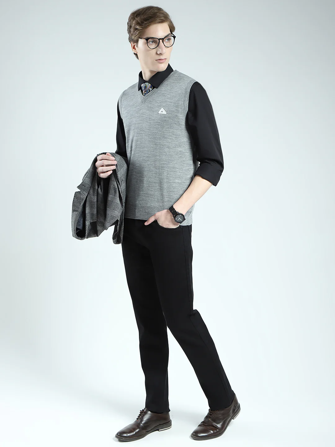 Men Grey Solid V Neck Sleeveless Sweater - Image 2