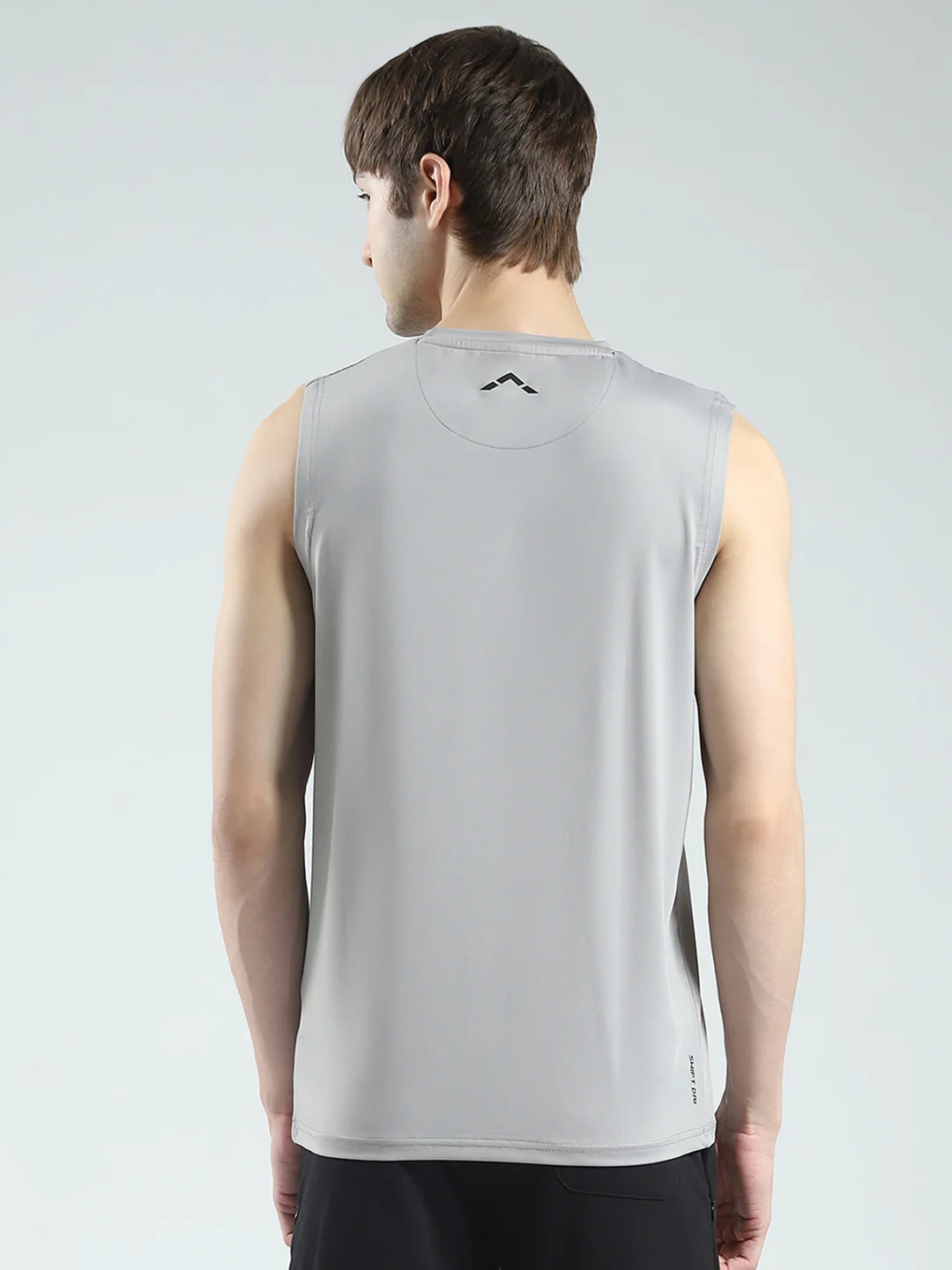 Rock.it Men Grey Solid Round Neck Sleeveless T-Shirt - Image 5