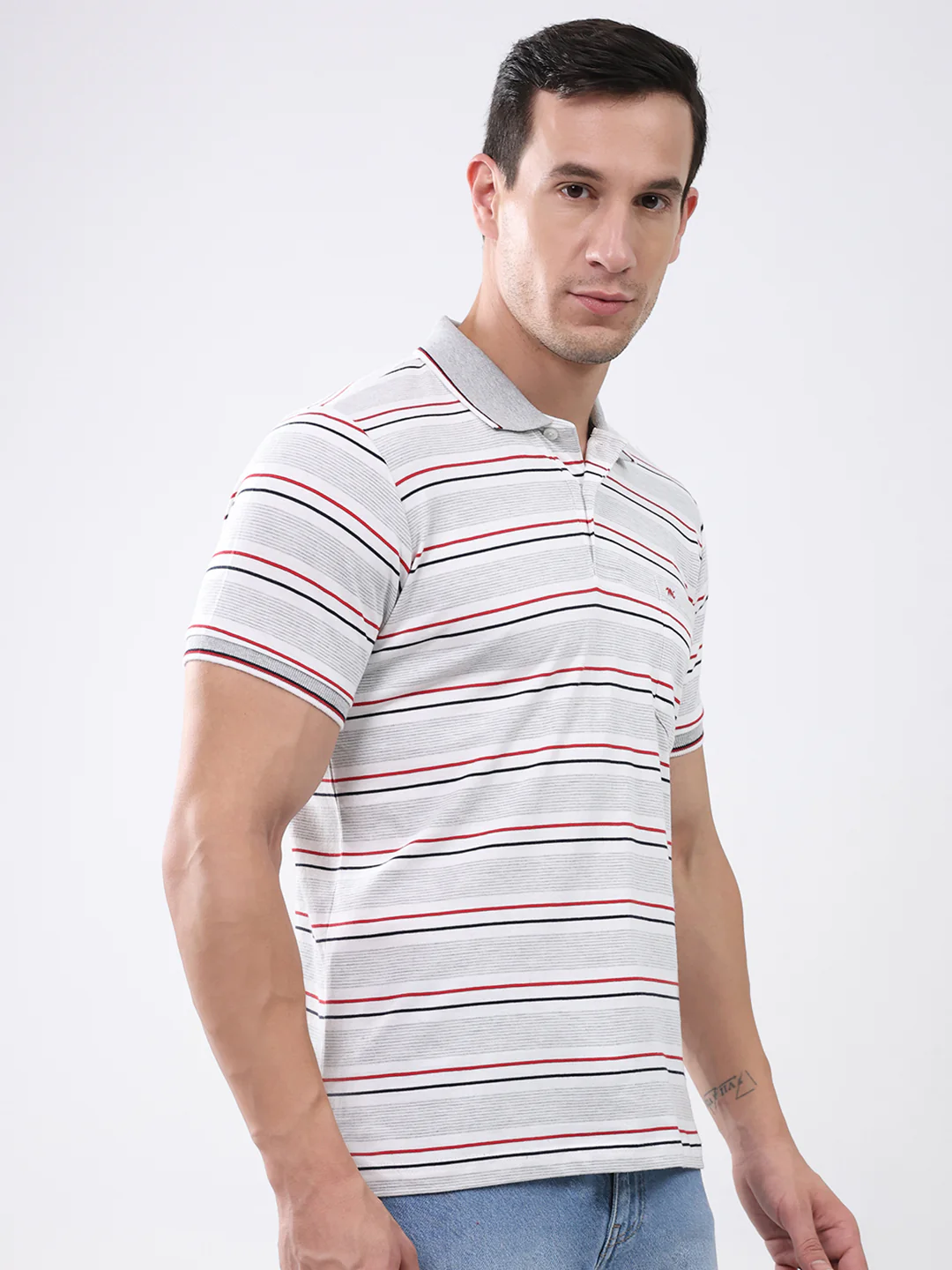 Men Grey Stripe Collar Half Sleeve T-Shirt - Image 4