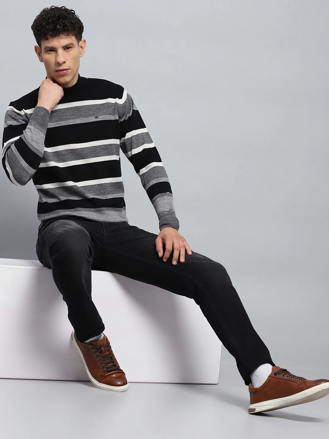 Men Grey Stripe Round Neck Full Sleeve Pullover - Image 2