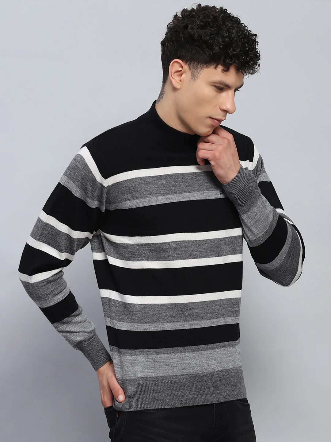 Men Grey Stripe Round Neck Full Sleeve Pullover - Image 4